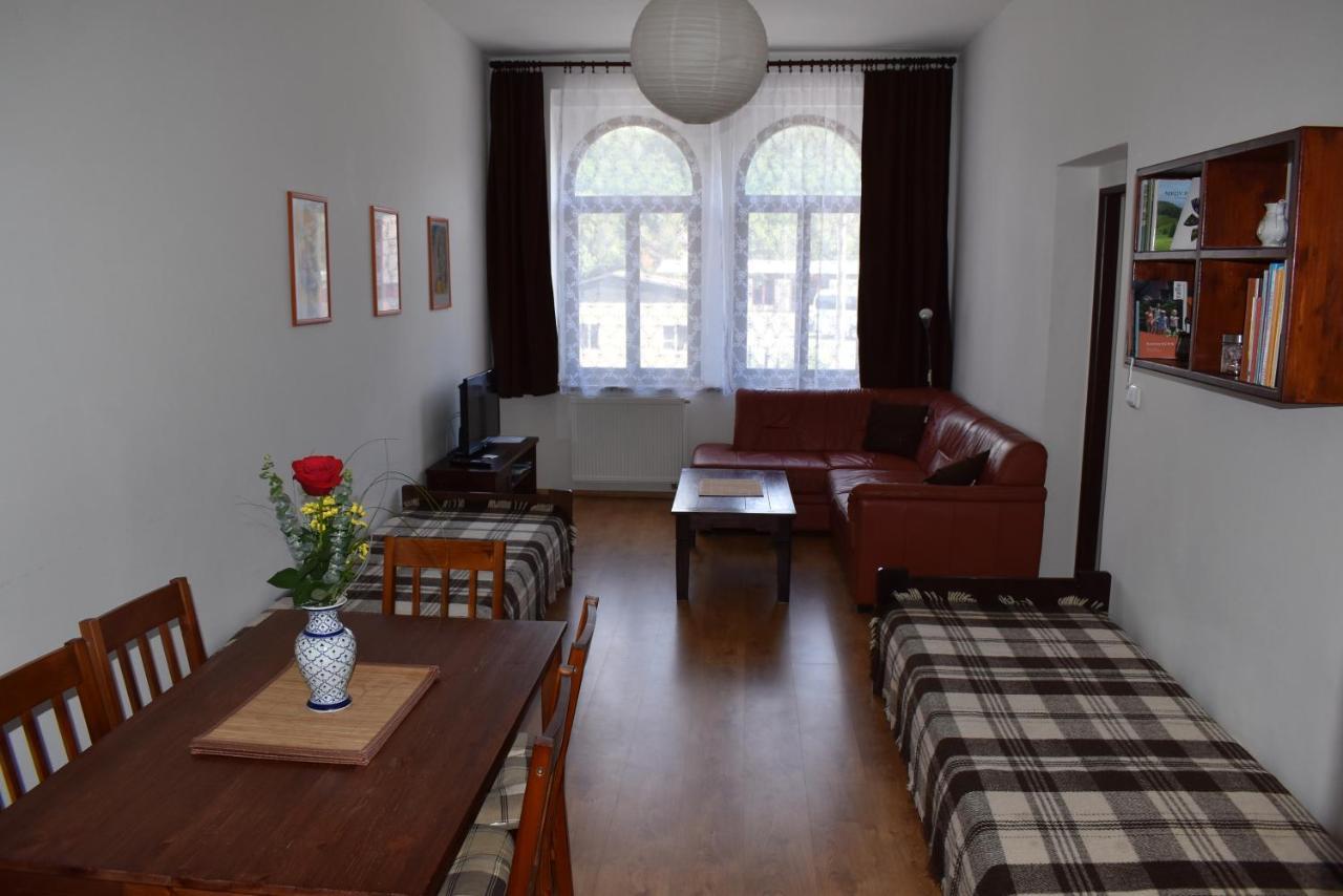 Apartmany Lenka カルロヴィ・ヴァリ エクステリア 写真